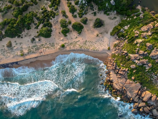 15 Hidden Beaches in Sri Lanka Locals Don’t Want You to Know